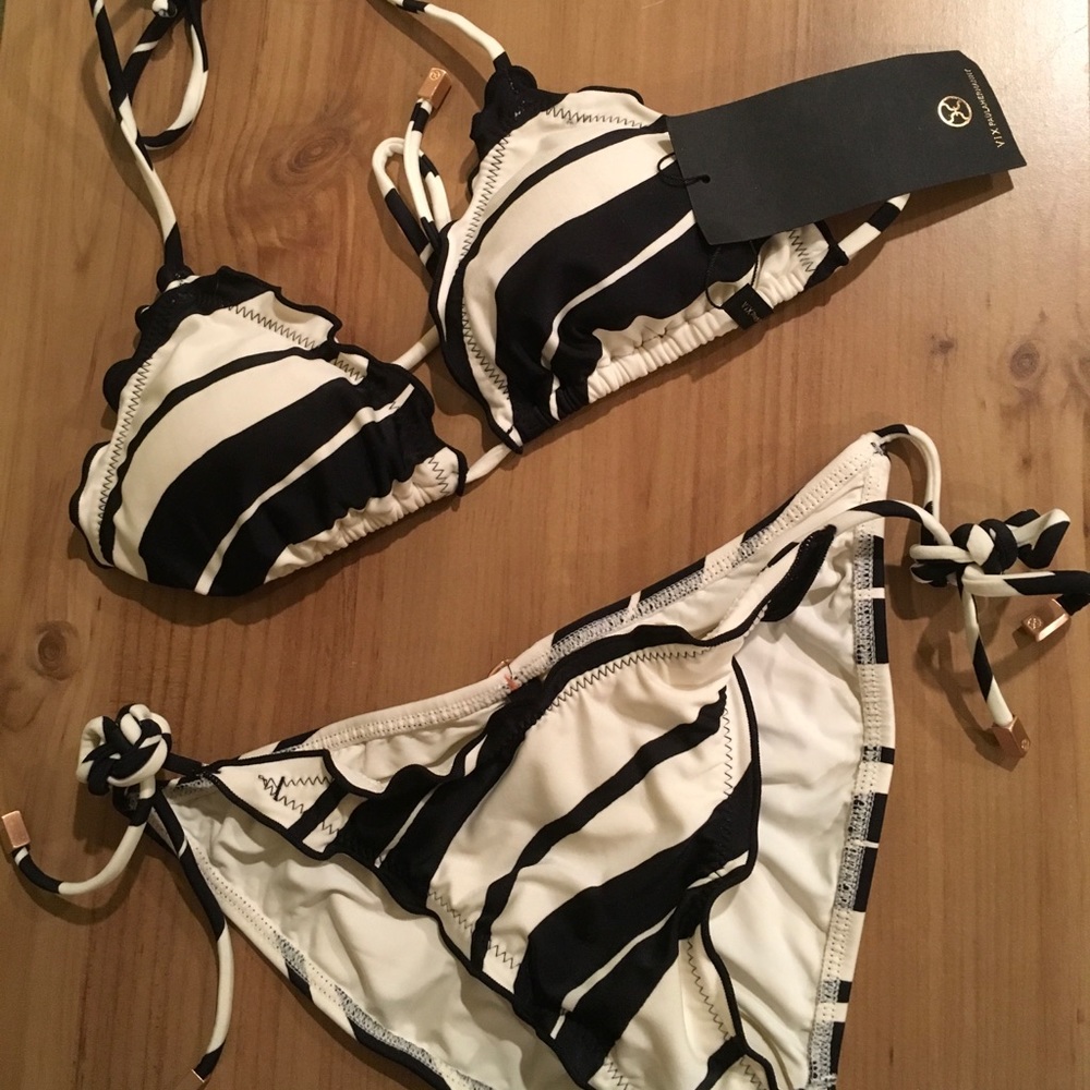 Vix triangle striped bikini